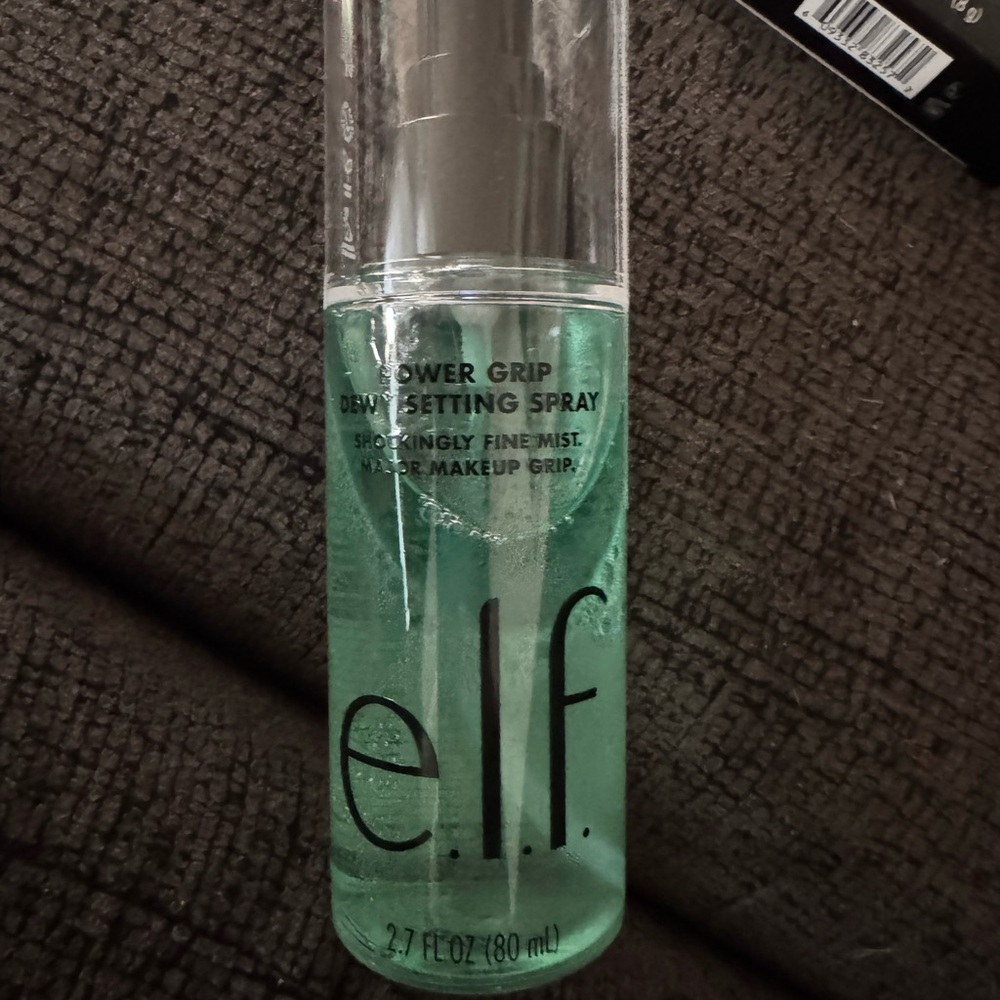 ELF Power Grip Dewy Setting